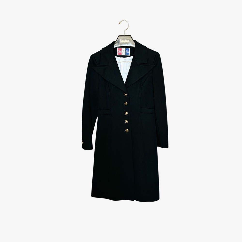 VINTAGE 1960s Lilli Ann Light Coat with Gold Buttons
